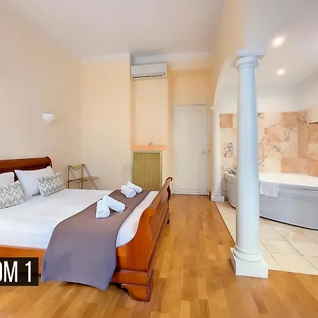 Apartment Nestor&Jeeves - Meyerbeer - Central - Very Close Sea